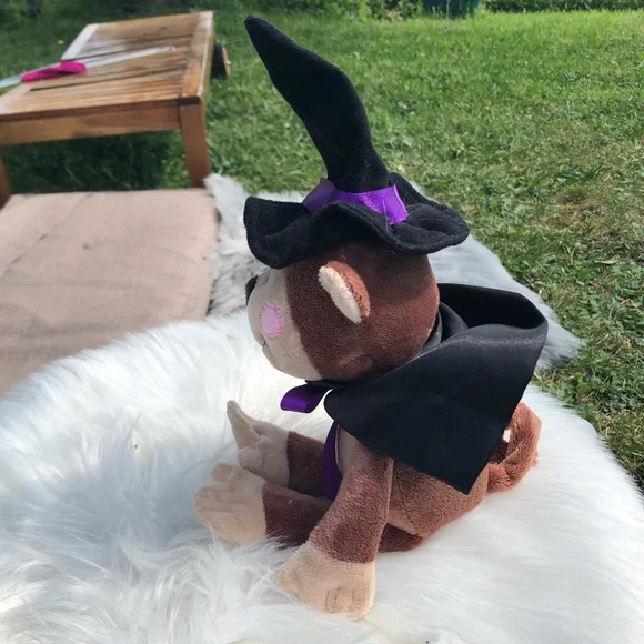 Witch Monkey - Picture 2 of 3
